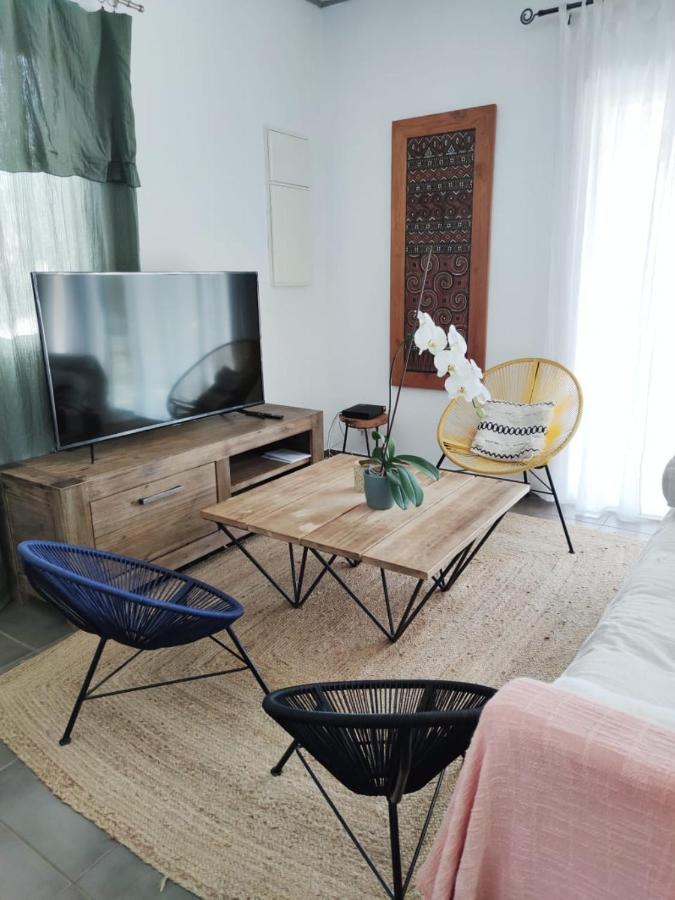 La case Germain Saint-André Extérieur photo